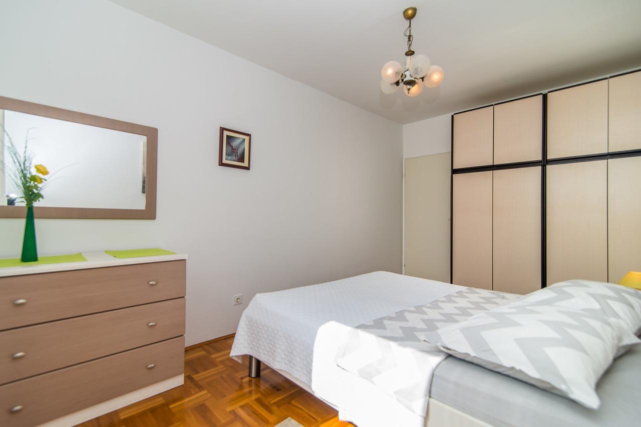 Apartment Vesna Kandlerova Porec Exterior photo
